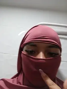 samira_1 (F teen) - cum titts