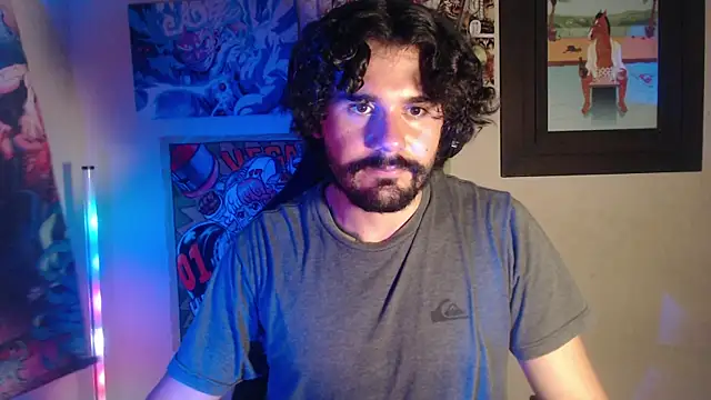 LuciferSantoryu webcam