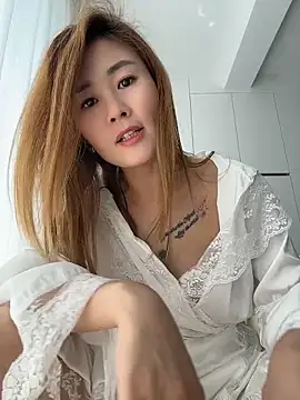 Watch okgirl_23 live on EroticFlix - High definition streams
