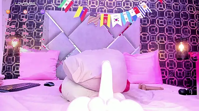 MiaVelveett