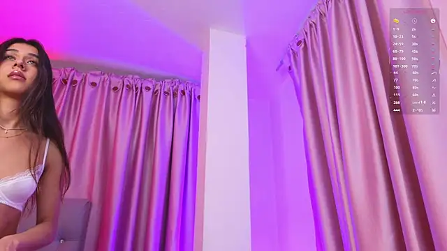 Emiily_Scott1 webcam