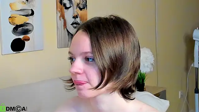 Olivia_Riesz webcam