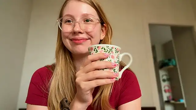 HoneyAudrey live sex cam