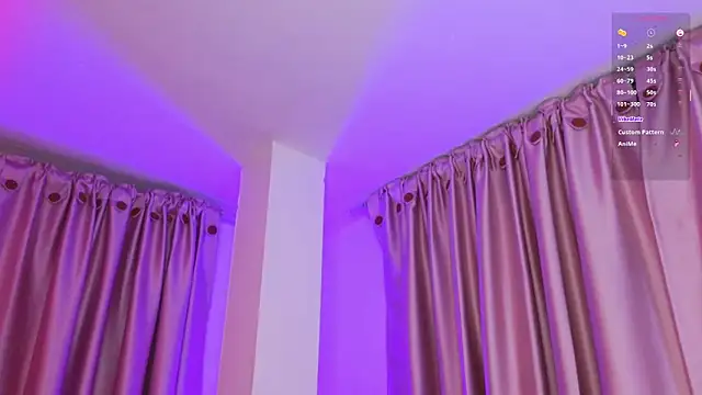 Emiily_Scott1 webcam