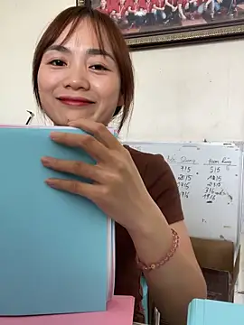 Bana-gibee live cam on StripChat