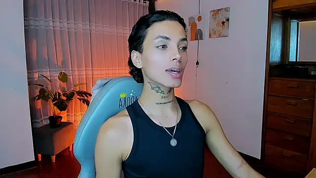 nilam_valker