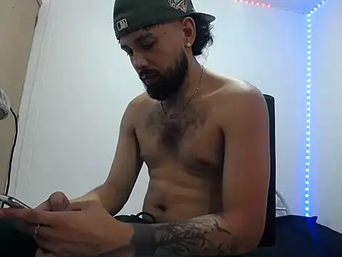 camilorestrepo77 webcam
