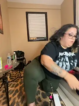 Watch Tillymarie live on EroticFlix - High definition streams