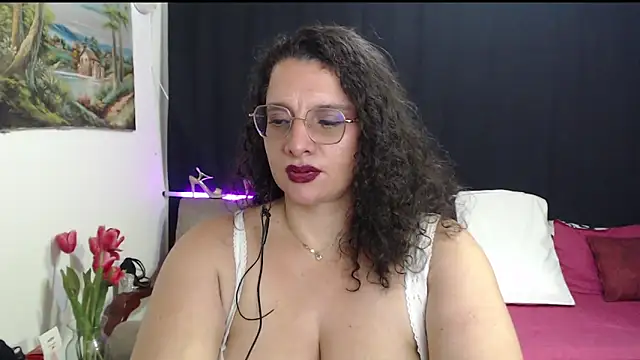 Aleja_Gonzales webcam
