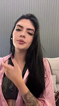Watch AliceRitter live on EroticFlix - High definition streams