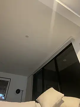 Rae_Lil_White webcam