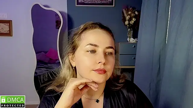 Mira_Mermayd webcam