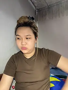 Almira6868 webcam