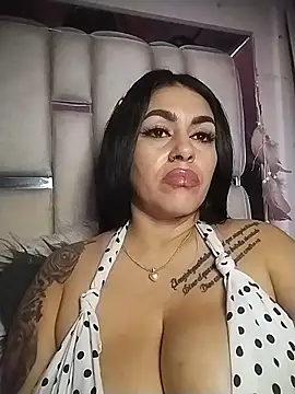 chelaqueen_ webcam