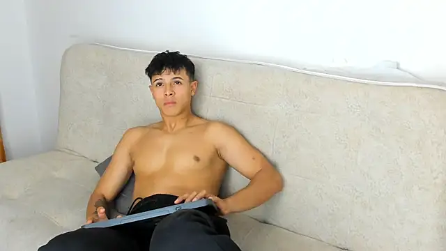 _Alex_Colton webcam