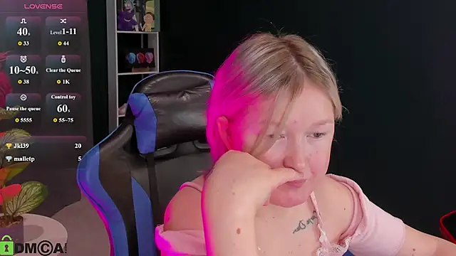 Sara_Robinson webcam