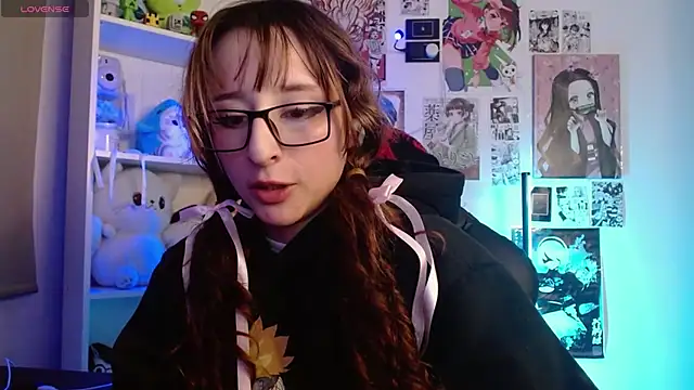 CelesteAyase webcam