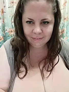 Ginabig live cam on StripChat