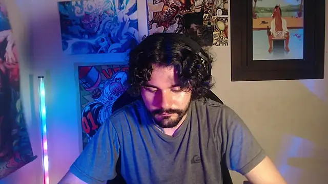 LuciferSantoryu webcam
