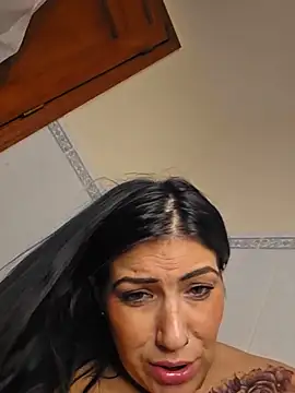 littlemisseeve (F milf) - Ride dildo while suck dildo on toilet