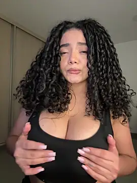 Curlyierr webcam