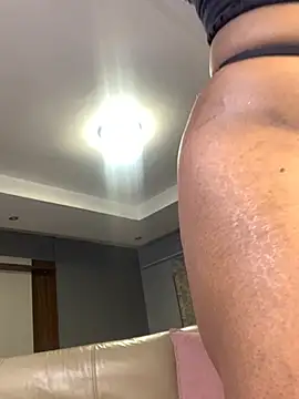 VeryGoodBadGirl1 webcam