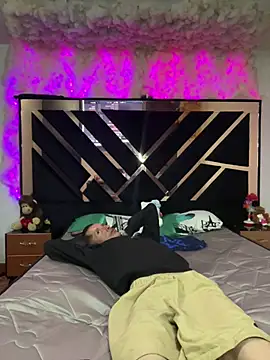 BriannaTS_and_David webcam