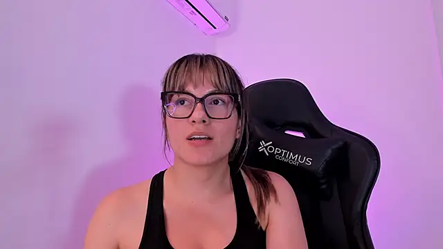 Freyaa__ webcam