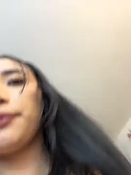 IvonneOwen webcam