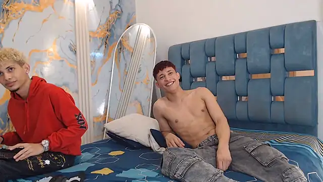 YOUNG_BOYS_HELL webcam