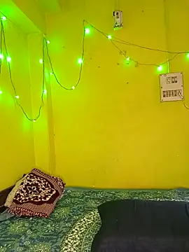 NISHHAA webcam