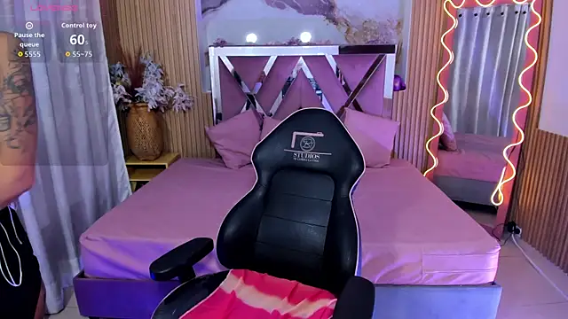 LINDSAY_TAY webcam