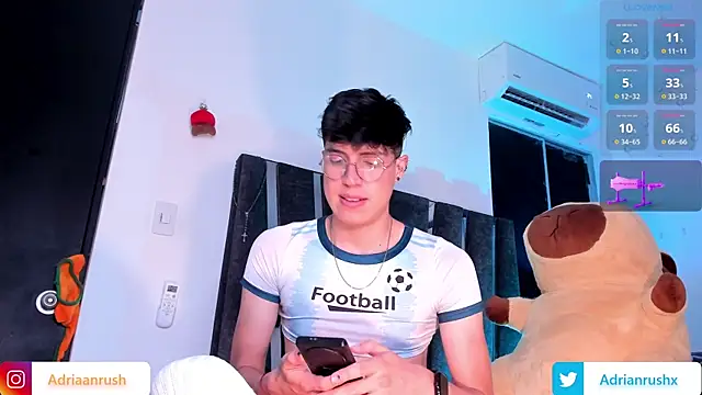 AdrianRushx webcam