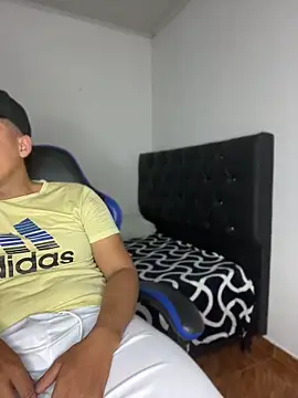 Dann_007 webcam