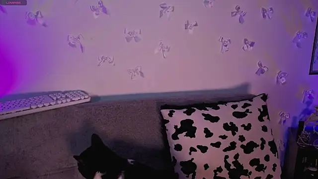 pamela_doll3 webcam