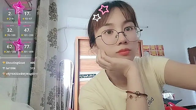 Lili_666 webcam