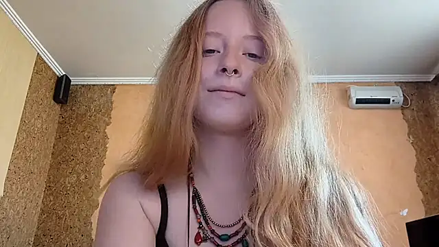 KateVibe_01 webcam