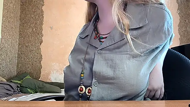 KateVibe_01 webcam