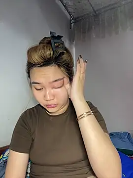 Almira6868 webcam
