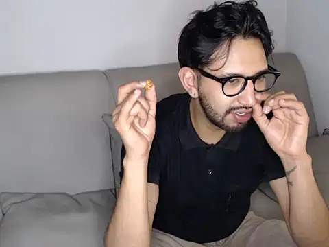 thomass1018 webcam