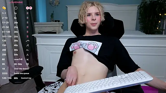 Kudi_Minnt webcam