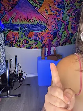 urpuppymoon webcam