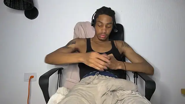BlackBullTitus webcam
