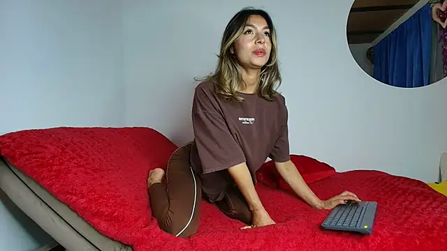 Karolgood3 webcam