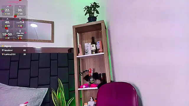 EllenaBoobs_ webcam