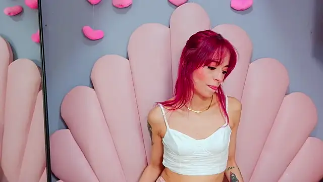 luci_miller webcam
