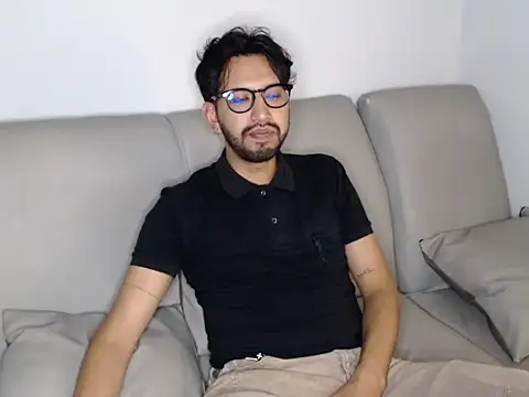 thomass1018 webcam