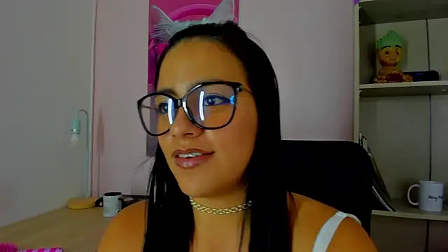 Hilaryportman149 webcam