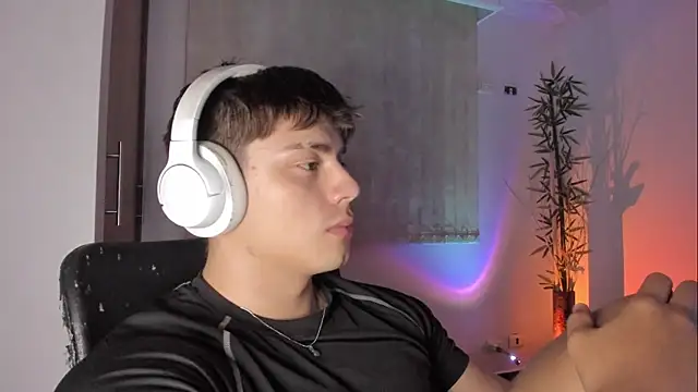 Giordano_Russo live sex cam