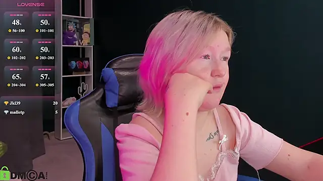 Sara_Robinson webcam